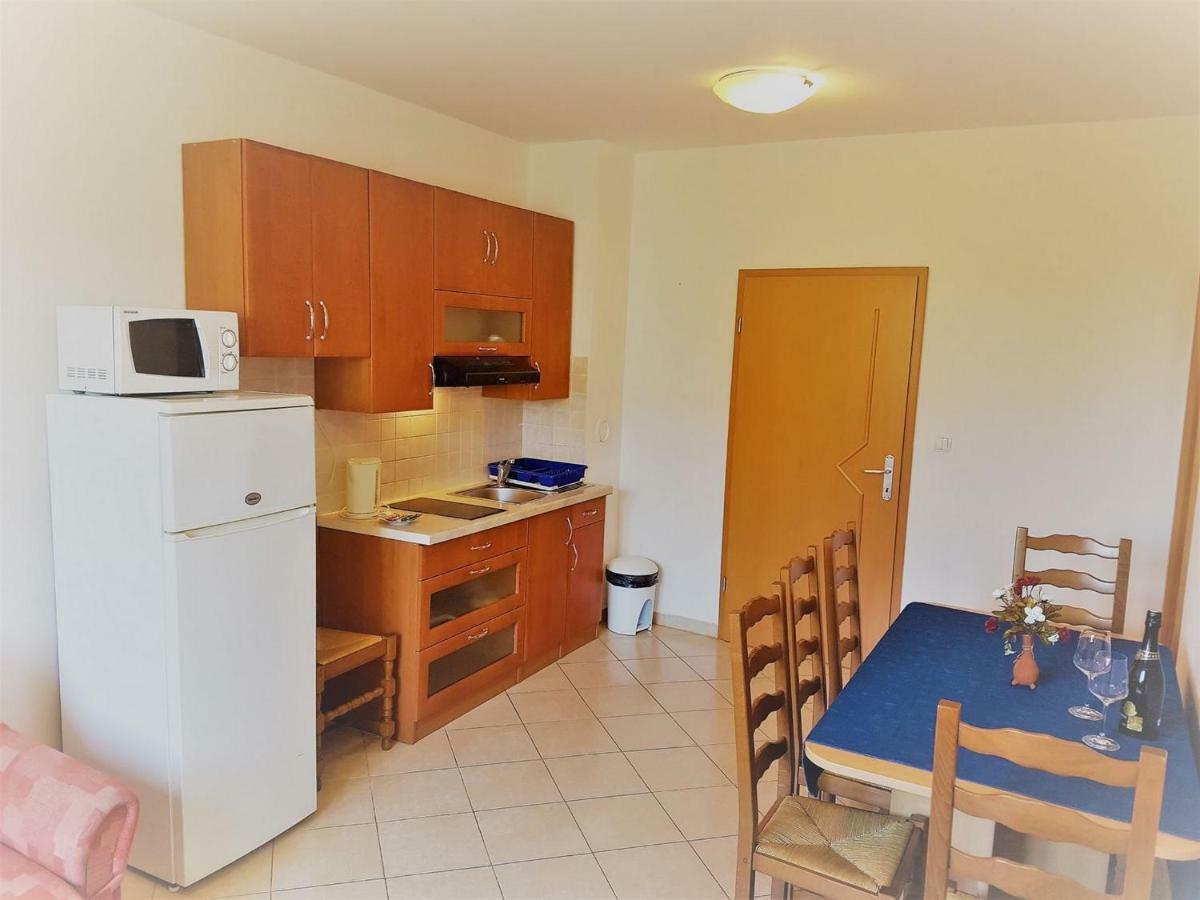 Apartments Vrtlici Stara Novalja Bagian luar foto