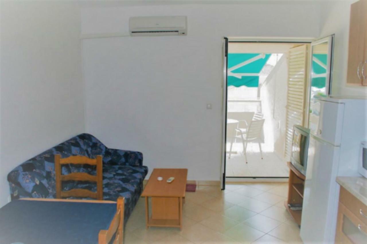 Apartments Vrtlici Stara Novalja Bagian luar foto
