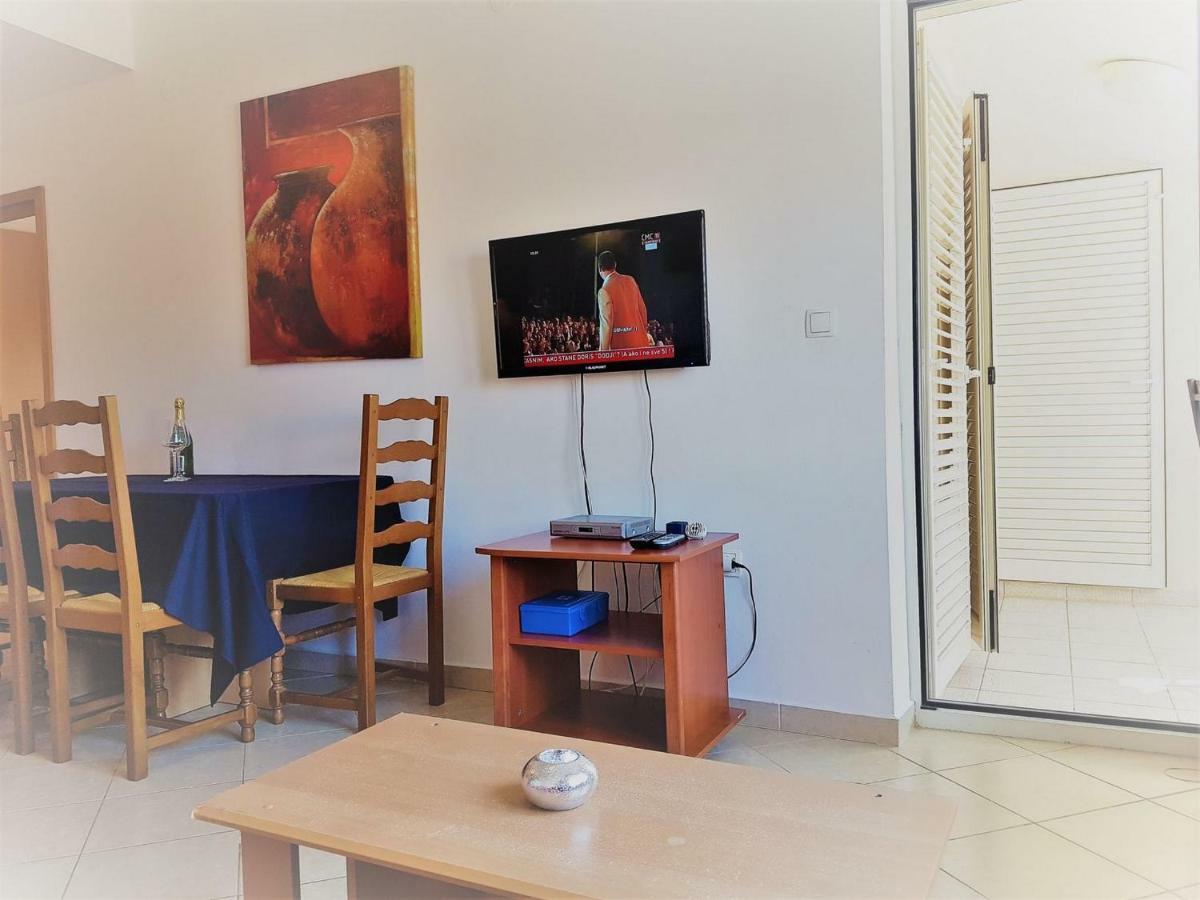 Apartments Vrtlici Stara Novalja Bagian luar foto