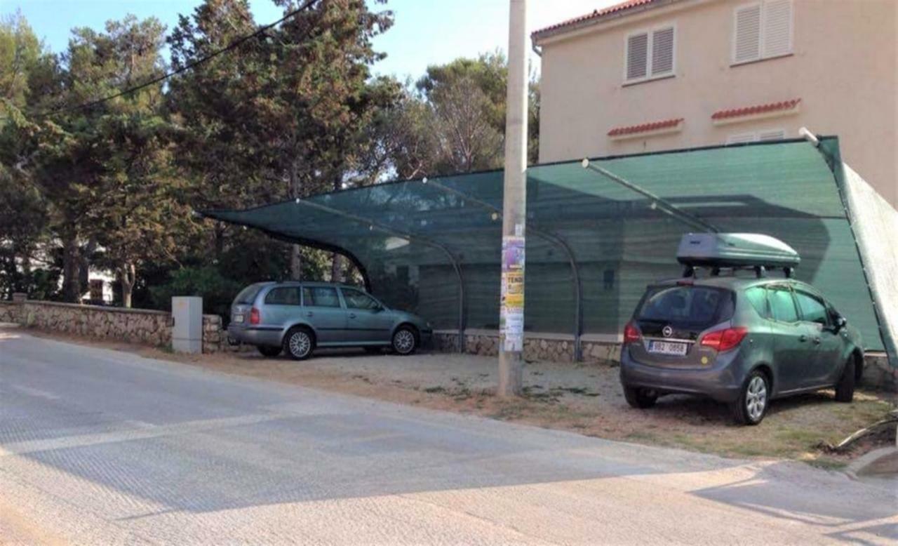 Apartments Vrtlici Stara Novalja Bagian luar foto