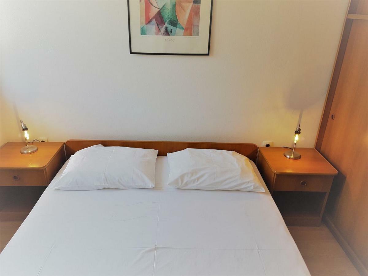 Apartments Vrtlici Stara Novalja Bagian luar foto